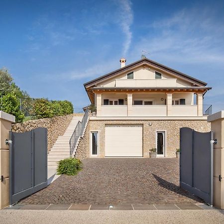 Villa Oleandri サン・ピエトロ・イン・カリアーノ エクステリア 写真